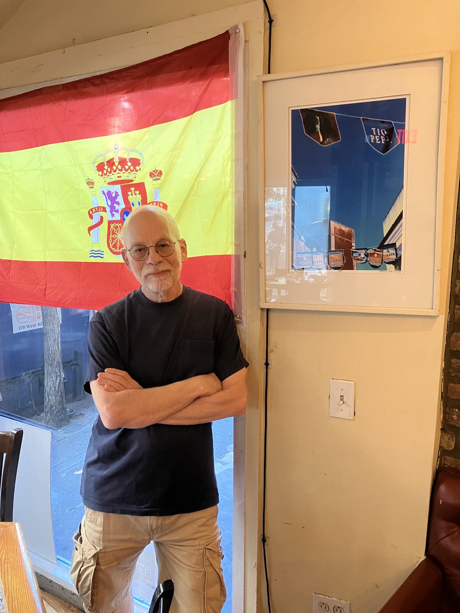 Sonja Wagner's photograph manipulated to look like a painting is now hanging in Tio Pepe restaurant on W. 4th Street in #GreenwichVillage. #NYC #art robertrosennyc.com/blog/posts/450… <a href="/mlmais/">Mary Lyn Maiscott</a>