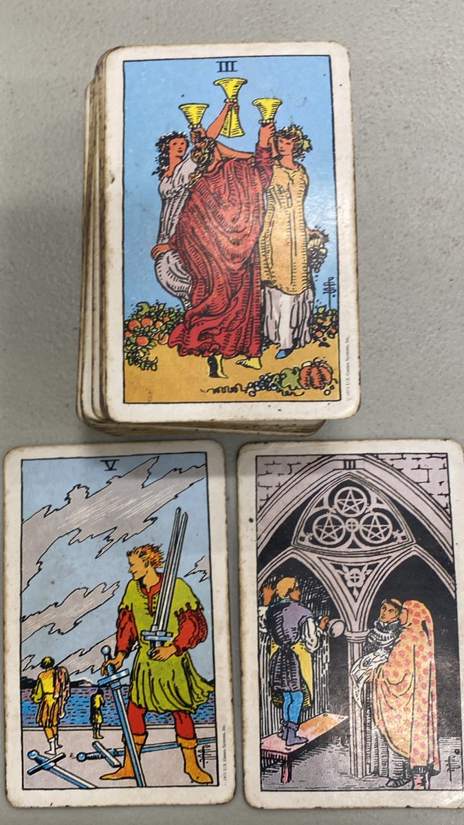 airofswords's tweet photo. Collective Reading 

Despite past challenges, your authentic spirit yearns to connect with others. Don't let fear hold you back; you're meant to shine and form meaningful relationships.

#tarotcard #tarotcardreader #tarotcardreadings #fyp #spirituality https://t.co/p6iX03IbiW