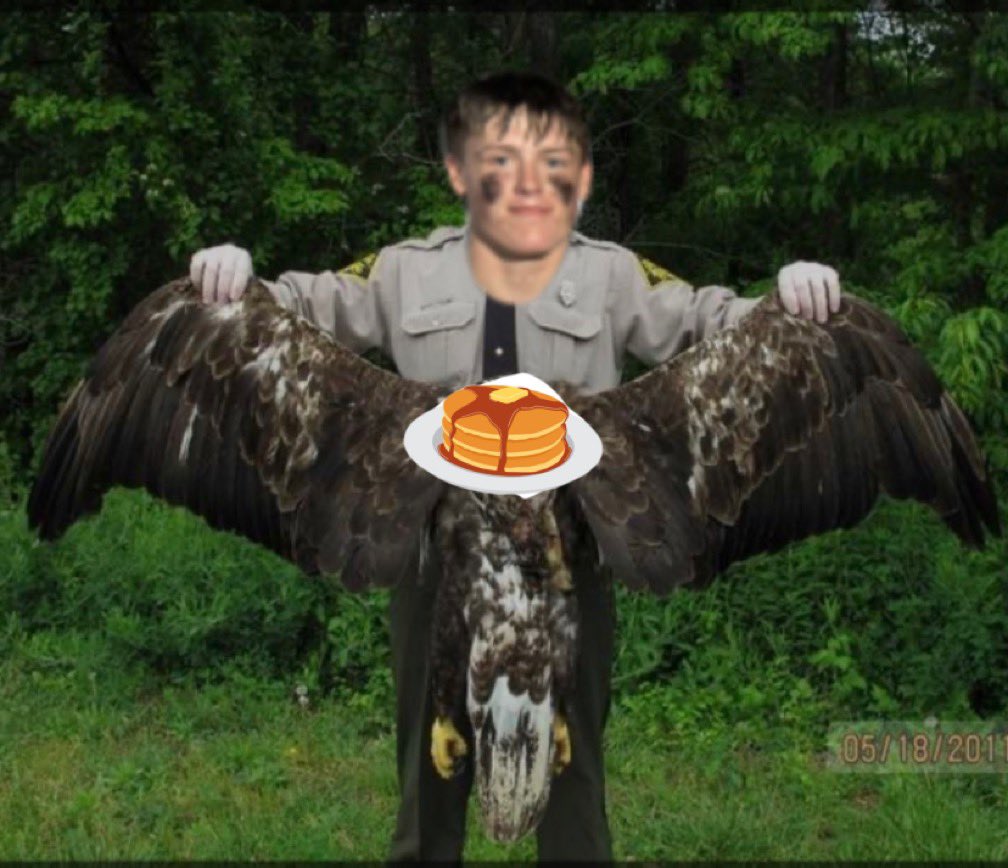 Fun Fact of the Day: A Blue Hogs favorite meal is Fresh Eagle🐗🥶 <a href="/BarstoolNixa/">Barstool Nixa</a>
