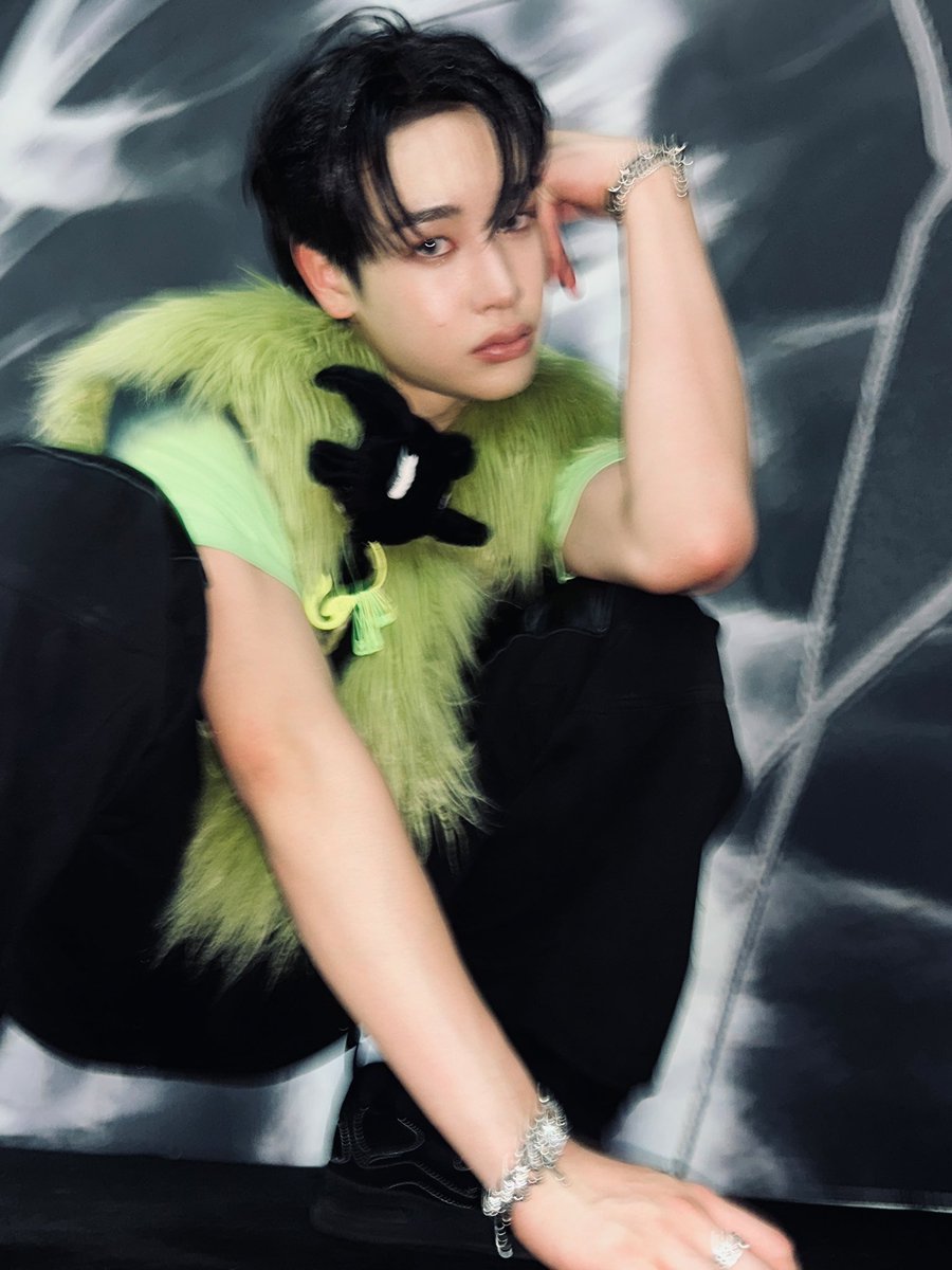 xikers_official's tweet photo. [#헌터] 𝖇𝖎𝖙𝖙𝖊𝖗𝖘𝖜𝖊𝖊𝖙 𝖆𝖓𝖉 𝖘𝖔𝖚𝖗 𝖈𝖆𝖓𝖉𝖞 🍬💚🖤
#xikers #싸이커스 https://t.co/fQkxeoMF7k