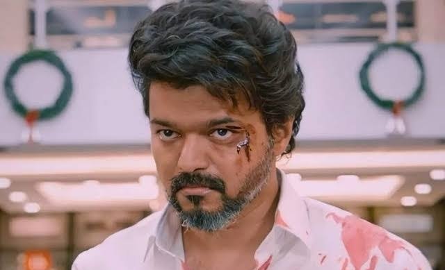 TOlMovies's tweet photo. Who Has Best Intense Eyes ?

     🔁 @actorvijay           ❤️ #AjithKumar https://t.co/5aTFpvZwws