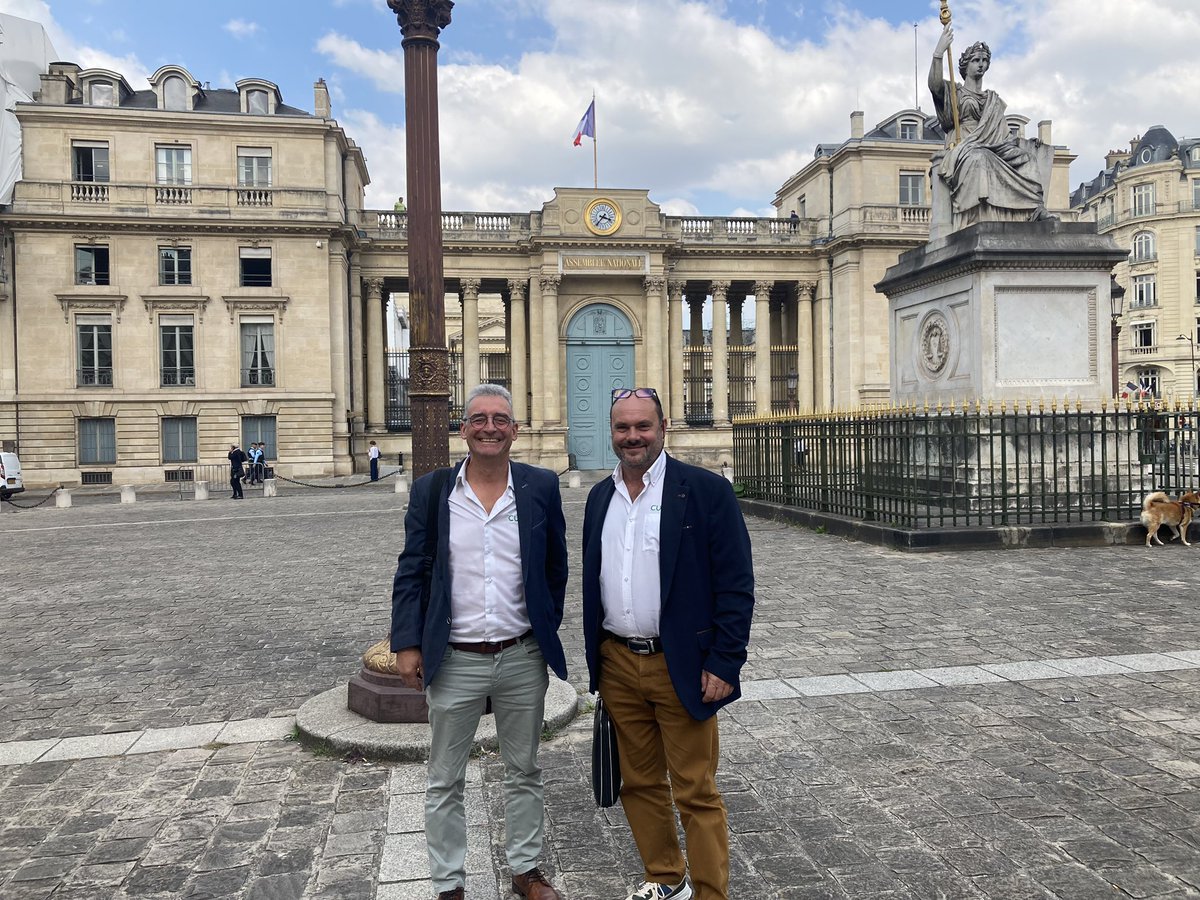 Première audition ce jour à l’Assemblée Nationale avec nos deux secrétaires généraux  <a href="/MartinotPhilip1/">Martinot Philippe</a> pour ouvrir le débat sur la mécanisation responsable de l’agriculture . Merci à <a href="/PotierDominique/">Dominique Potier</a> pour les échanges nourris. Nous poursuivons notre dialogue avec l’ensemble des