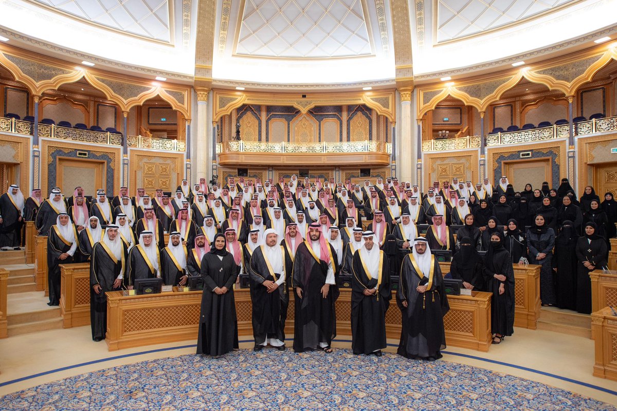 ShuraCouncil_SA's tweet photo. سمو #ولي_العهد: أشكر الإخوة والأخوات في المجلس وجميع العاملين في أجهزة الدولة، الذين يخدمون وطنهم بإخلاص وتفان مما أثمر عن هذه الإنجازات المشهودة اليوم.
#الخطاب_الملكي
#مجلس_الشورى https://t.co/8H7USRTCmO