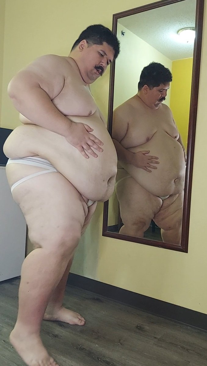 frizzy4fries's tweet photo. What have you done to me, coach? I look like a freaking whale! https://t.co/iNdwtUPKFf