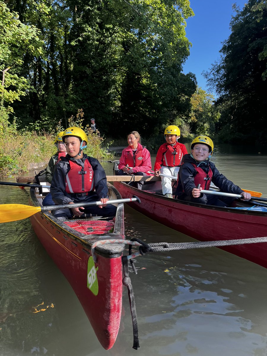 Miss Anderson tweet media