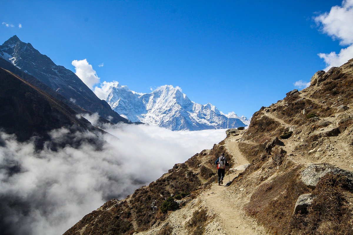 Matt Peacey (@peaceymatt) on Twitter photo Very happy to say I'll be returning to <a href="/AU_DGES/">Geography and Earth Sciences @ Aber Uni</a> in December, joining the "Loosing their Cool" project. Most exciting of all, I will be back to Nepal aiming to instrument the Western Cwm of Everest in April 2025. Photo from my last trip working in Gokyo. @AU_CfG @Bristol_Glac Very happy to say I'll be returning to <a href="/AU_DGES/">Geography and Earth Sciences @ Aber Uni</a> in December, joining the "Loosing their Cool" project. Most exciting of all, I will be back to Nepal aiming to instrument the Western Cwm of Everest in April 2025. Photo from my last trip working in Gokyo. @AU_CfG @Bristol_Glac