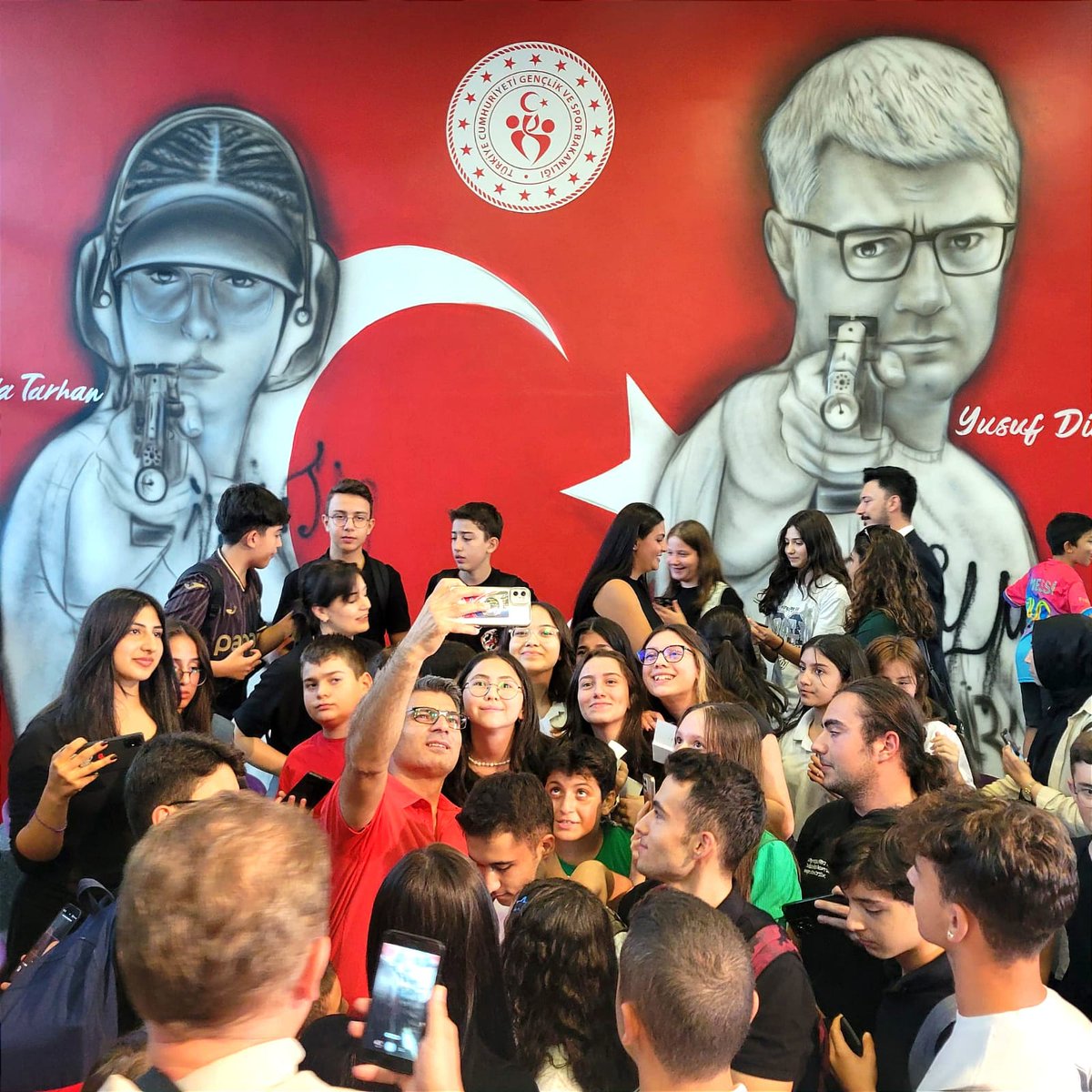 yusufdikec's tweet photo. Ülkemizin gelecegi gençlerle birlikteyiz...
We are with the young who are the future of our country. https://t.co/WyFMEuD5LC