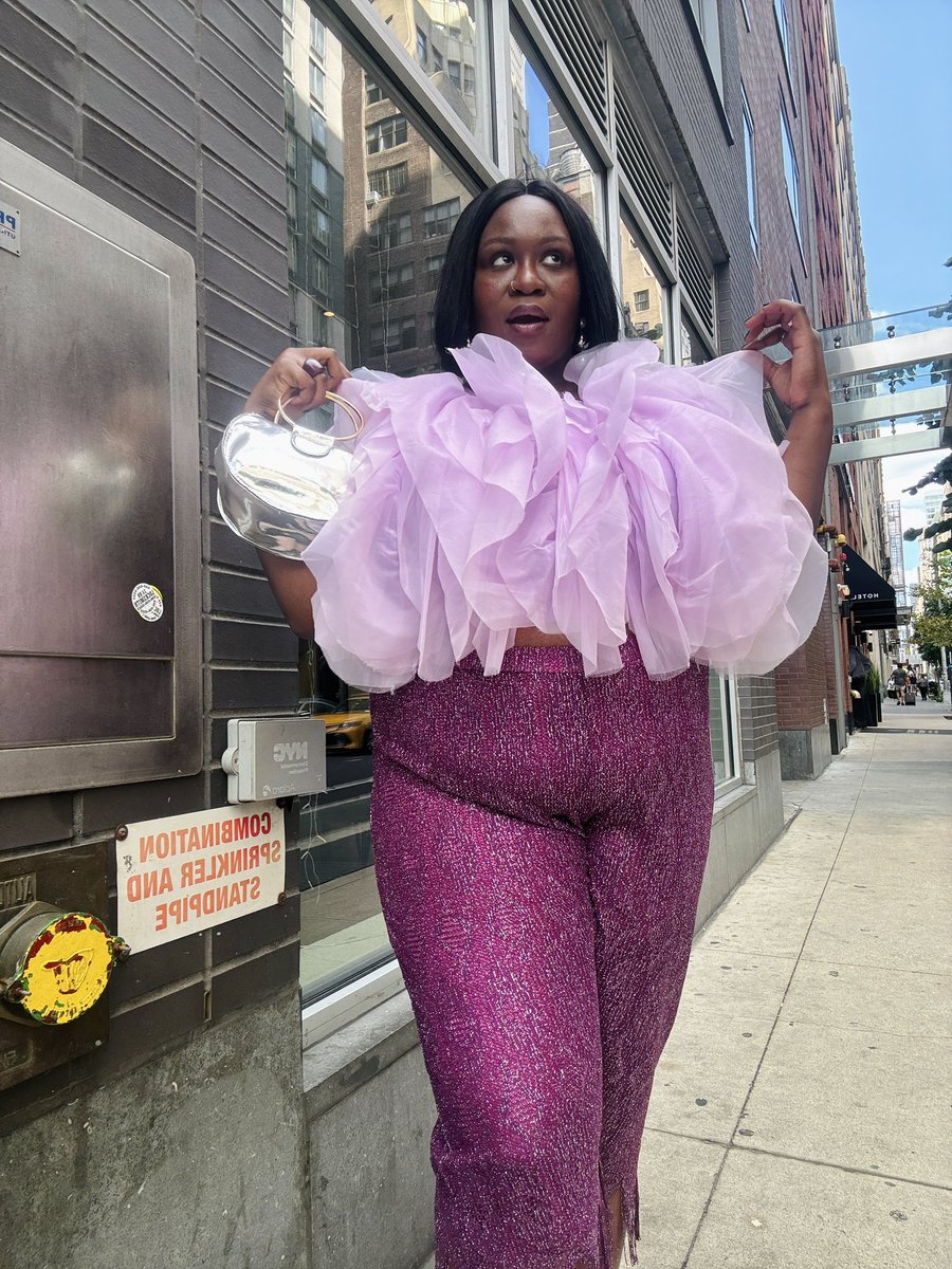 Colorful_MindX's tweet photo. #nyfw https://t.co/PvgWyPxYDc