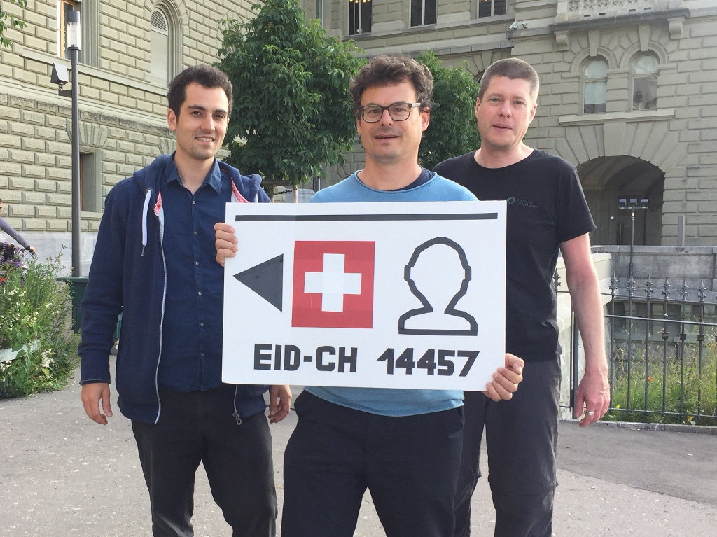 dani_graf's tweet photo. Prototyping for democracy 🤣 #eID 2019 vs. #eCollecting 2024 https://t.co/bE4L6Ba8b3