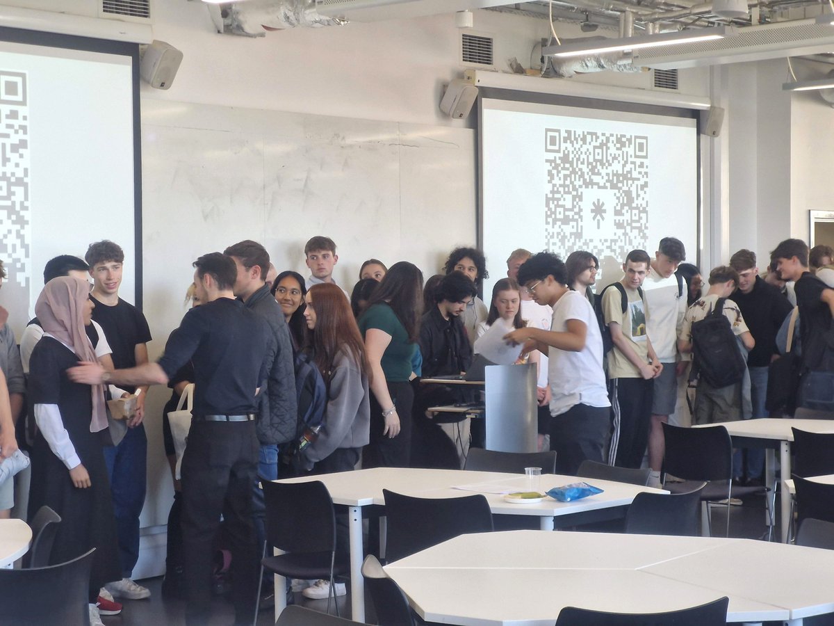 DMEM Strathclyde (@strathdmem) on Twitter photo A warm welcome to DMEM 1st year undergraduate students who enjoyed their first day on campus. 
We look forward to supporting these students with their academic development, to go on and become the designers of the future. 
#classof2025 #teaching #education #students A warm welcome to DMEM 1st year undergraduate students who enjoyed their first day on campus. 
We look forward to supporting these students with their academic development, to go on and become the designers of the future. 
#classof2025 #teaching #education #students