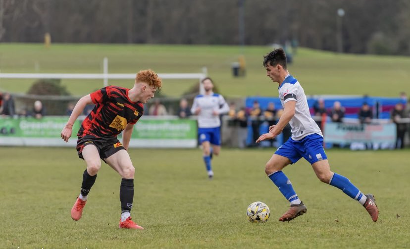 EliHearn's tweet image. Looking for a football club in the Manchester area Step 5 or above  

Age: 20
Position: RB/CB/LB
Previous clubs: Watford Academy, Wealdstone Fc , Kings Langley,  Tring Athletic , Chesham United , Biggleswade Town. 

appearances at steps 5/3/1

@FreeAgentsFC