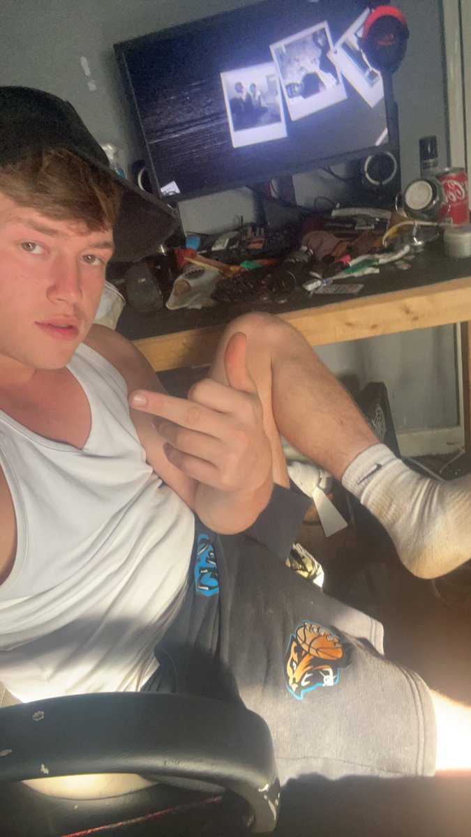 alphamasterjayy's tweet photo. Which little fag is paying 🤑🤮🤮🤑 get in dms to serve #paypig #findom #scallydom #master #pig #cashmaster #alpha 

@AcademyOfFags @RT4Kings @AlphaMaleWorld1 @rt4dom @MASTER_UPDATES @certifiedalphas 

@ https://t.co/fJK4aQpLtK