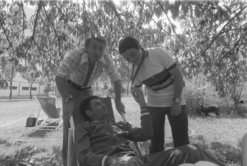 Une sacrée histoire avec dedans cette photo géniale de Gambillon, Anquetil et Poulidor.