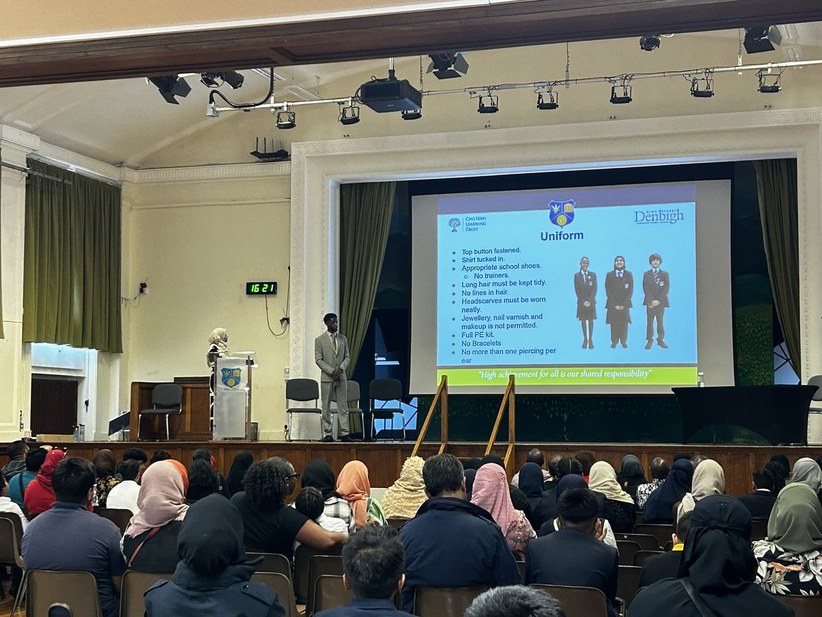 Mr Lamb, Head of Year 8 kicking off our Parents Information Evenings. A great opportunity to update and prepare parents and students for the upcoming academic year ensuring success and progress 🌟