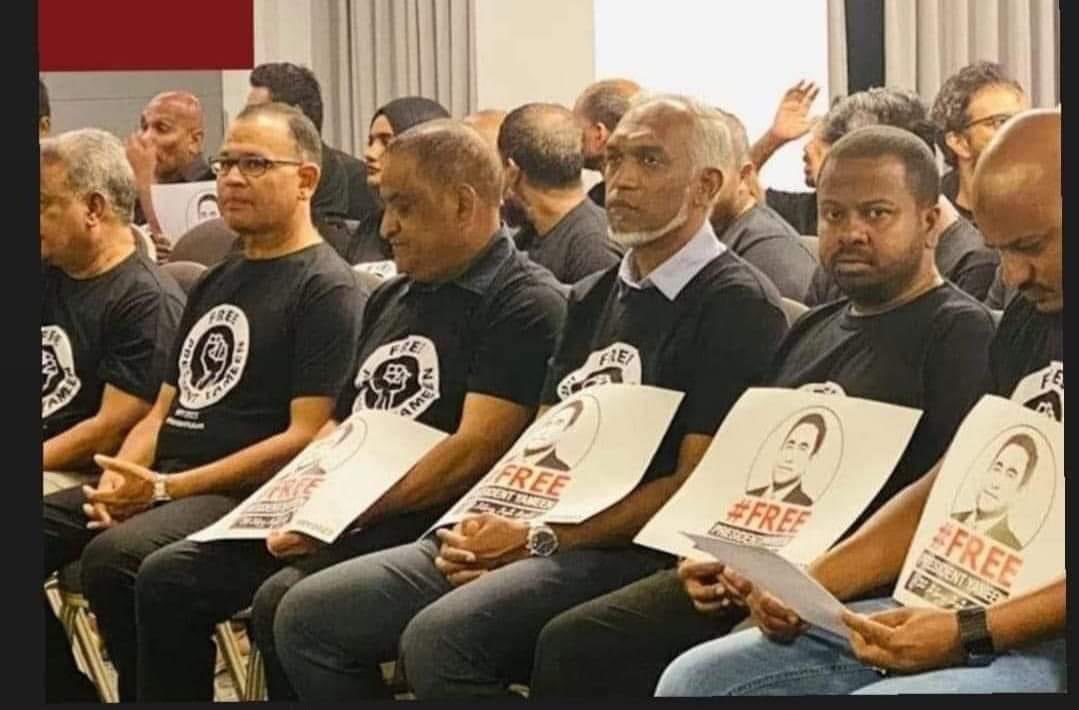 GreenAbdulla's tweet photo. އެމީހުންގެ ރަހުމަތްތެރިކަމާއި ހިތް ހެޔޮކަން އޮތީވެސް ވެރިކަމަށް ޓަކައެވެ . އެކަން ނެތީވެސް ހަމަ ވެރިކަމަށް ޓަކައެވެ .
#stopselectivejustice https://t.co/6QxfALeQa9