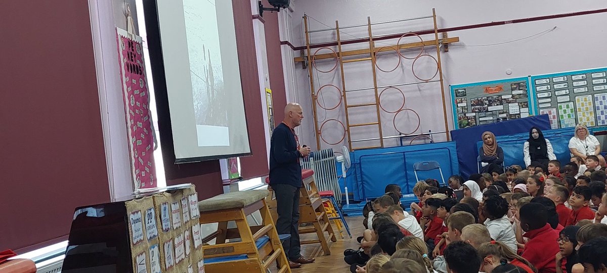 Hunters Hall welcomed Fred Fox who spoke about his inspirational brother Terry <a href="/TerryFoxCanada/">Terry Fox Foundation</a> <a href="/Canada/">Canada</a> <a href="/CanadaHouse/">Canada House</a>