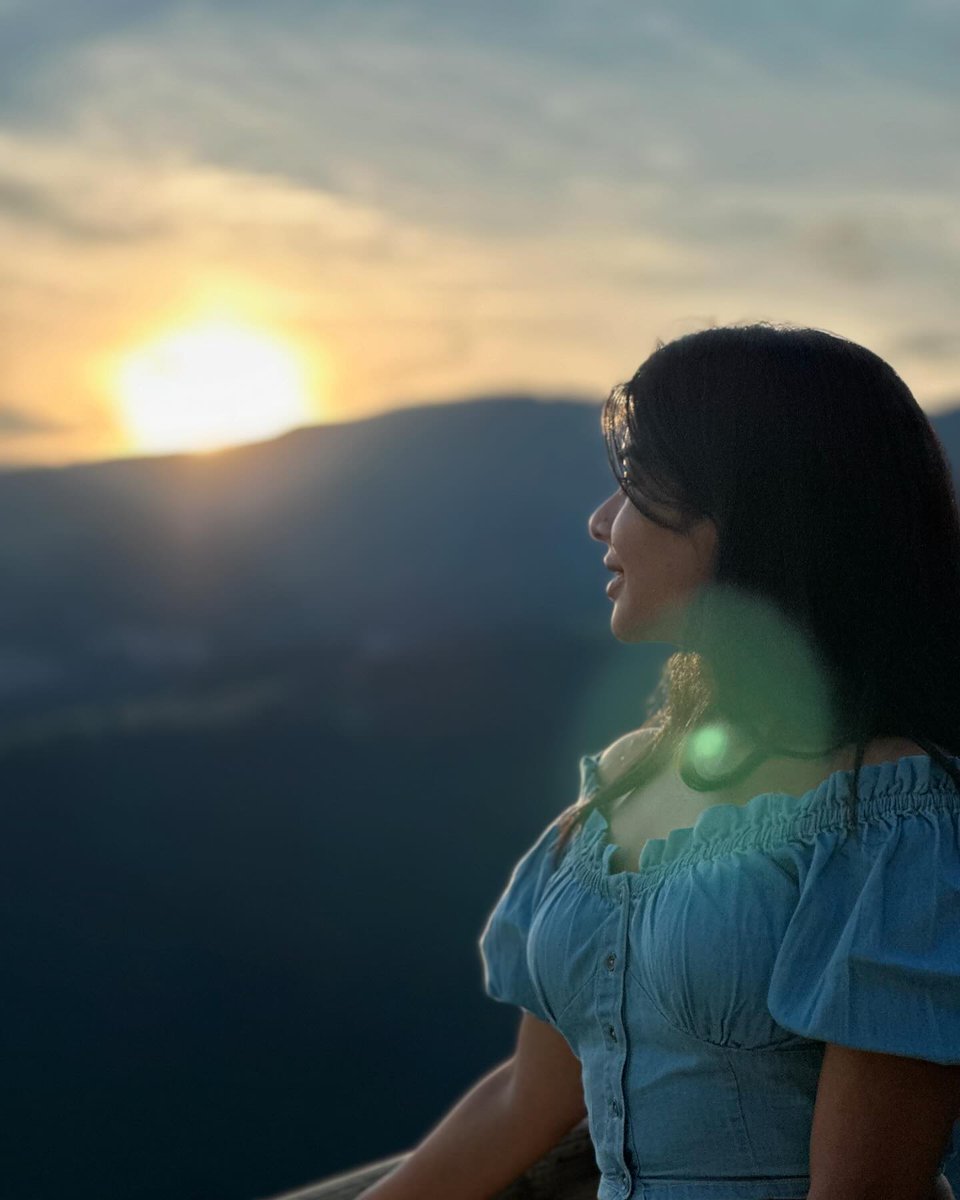 stargallery2020's tweet image. #PavithraLakshmi 💙