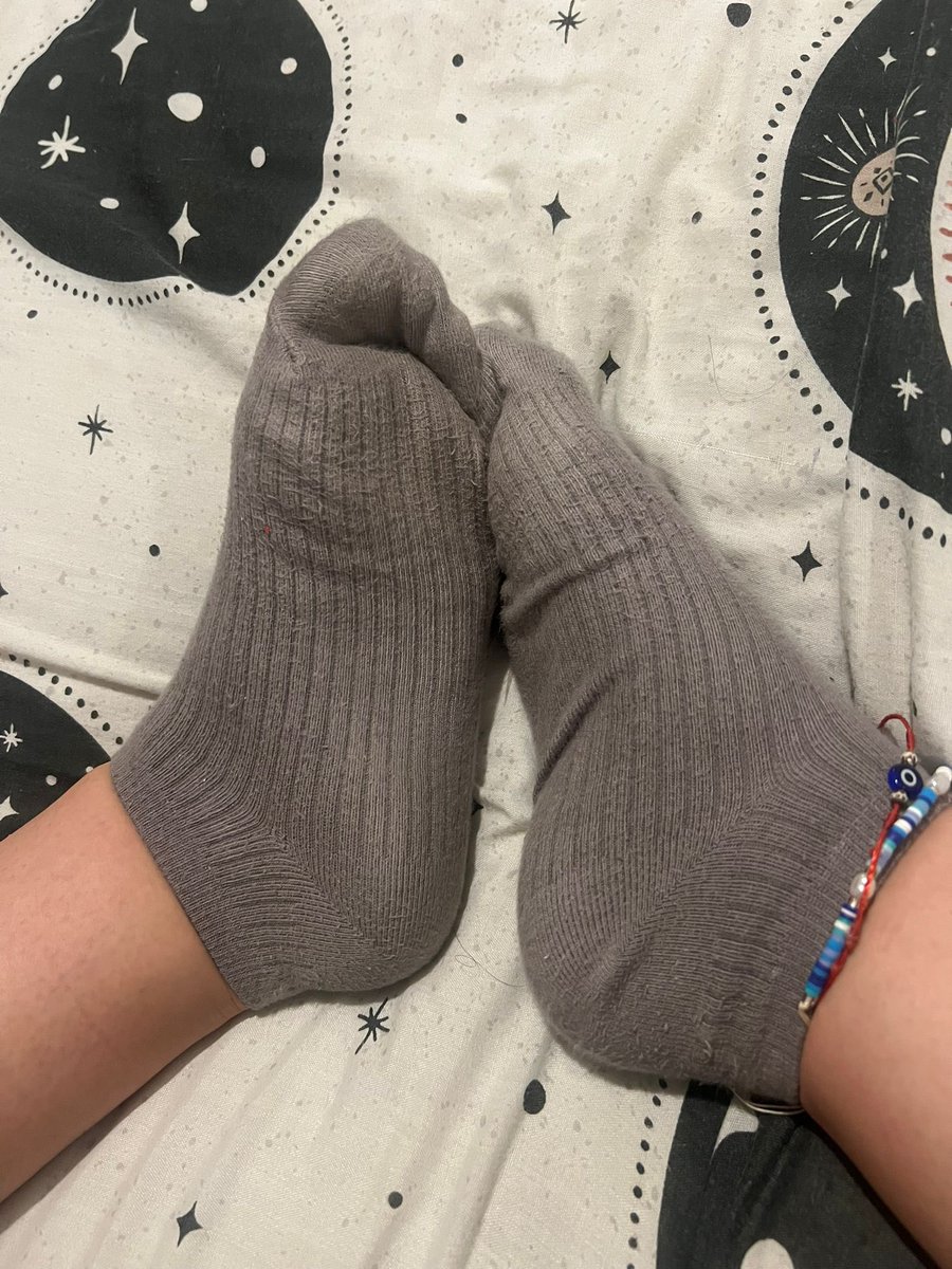 SockSistersUK's tweet photo. Scrunch 😉🧦 #socksforsale #usedsocks #paypig #socks #content https://t.co/xCdcDWnFS4