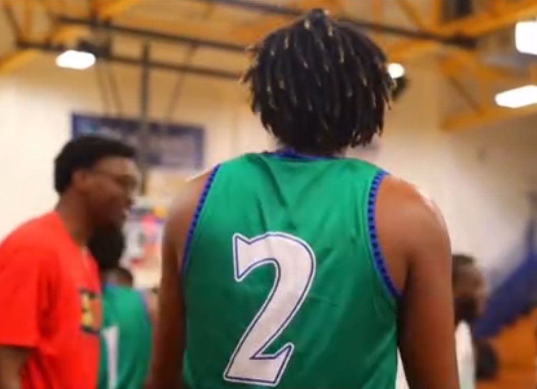 #AGTG After a talk with <a href="/cordwright/">Cord Wright</a> im blessed to receive an offer from <a href="/NEMCCBasketball/">NEMCCMen'sBasketball</a> !! <a href="/ShettlesScotty/">Scotty Shettles</a> <a href="/coachbarnett7/">Josh Barnett</a> #GoTigers