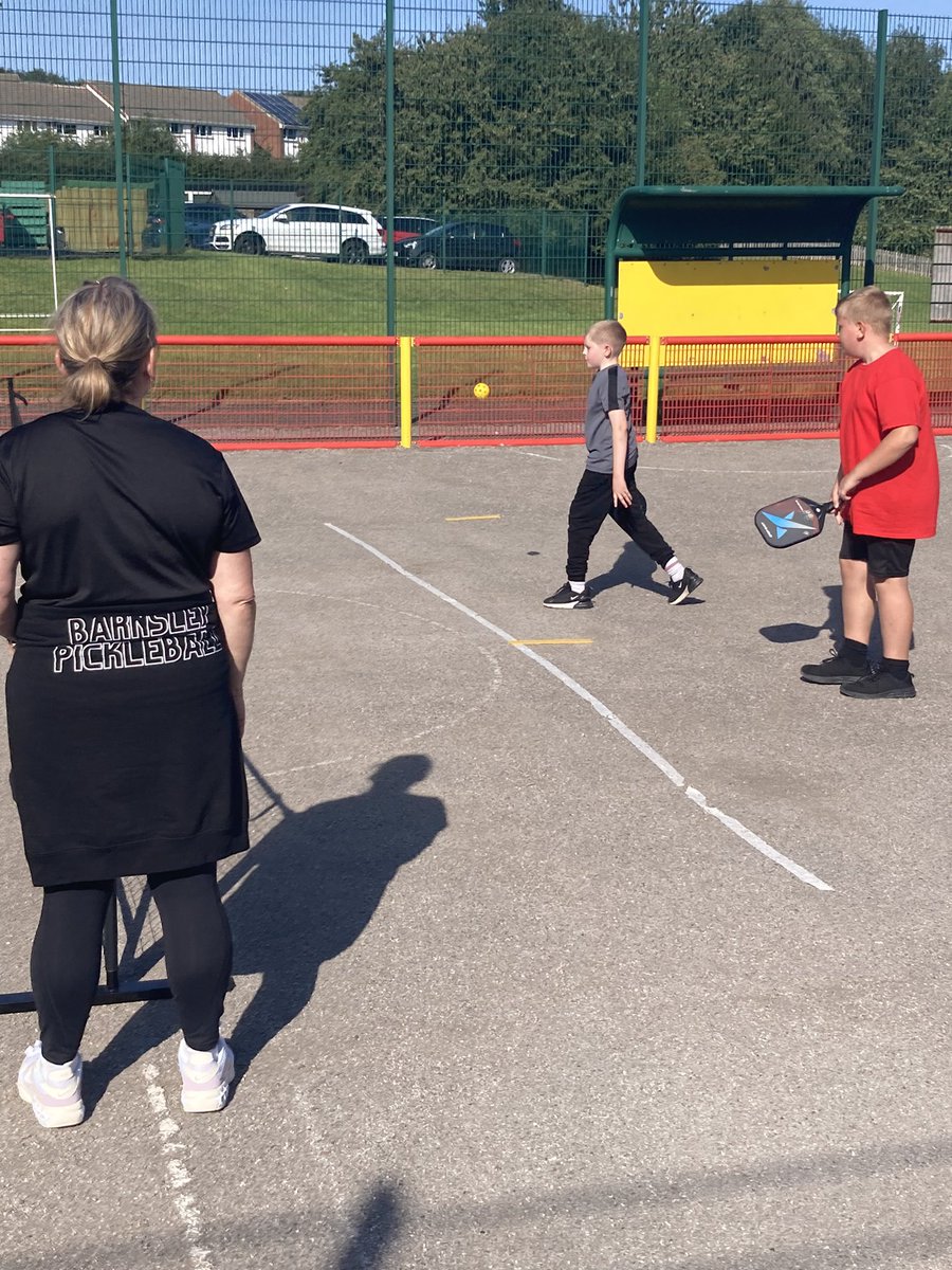 SpringwoodPE's tweet photo. Maple class have had a brilliant afternoon Pickleball taster session. A huge thank you to Emma from Barnsley Pickleball for coaching the children. They have loved it and can’t wait to give it another go #SpringwoodPE https://t.co/enqBGKYrGH