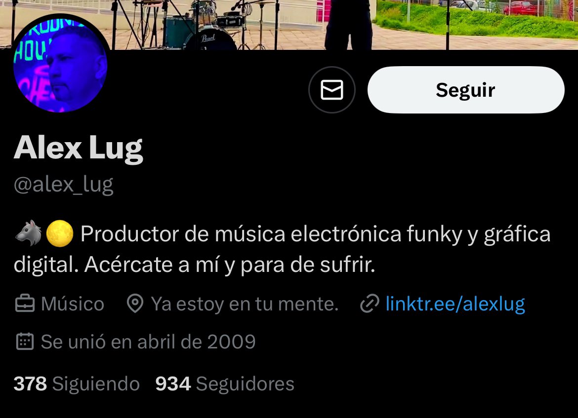 fars_comuna's tweet photo. Nuevamente tenemos acá un “productor musical” sin talento y frustrado que a cualquier conversación donde no le llamen esta de metiche #violentando y #acosando a infancias, mujeres, poblaciones #LGBTQI y activistas.
Y así este #agresor usa las Utopias
Ojo @UCS_GCDMX @SSC_CDMX https://t.co/Jgf12idHPB