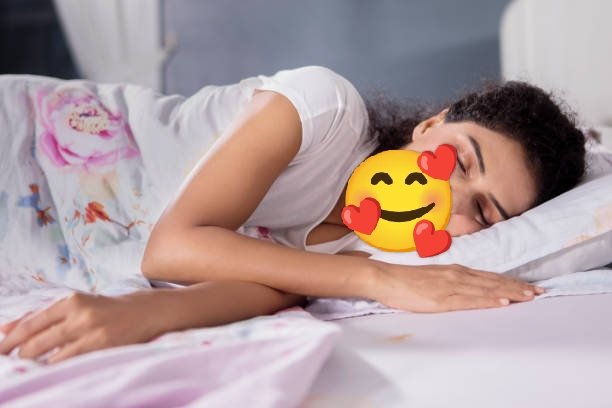 प्यारी-प्यारी रात है तारो की बारात है, हवा थोड़ी कूल है मौसम भी अनुकूल है, लवली-लवली नाईट है बस कहना गुड नाइट है!

                         शुभ रात्रि!🌉🌉🌉