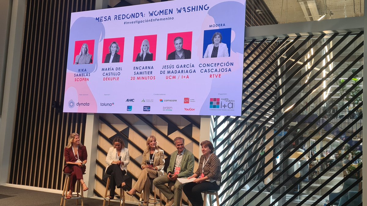 Interesante mesa redonda en #InvestigacionEnFemenino, "Women washing" moderada por Concepción Cascajosa, Presidenta interina <a href="/rtve/">RTVE</a> , participan Kika Samblás, Encarna Samitier, Jesús García de Madariaga, María del Castillo.