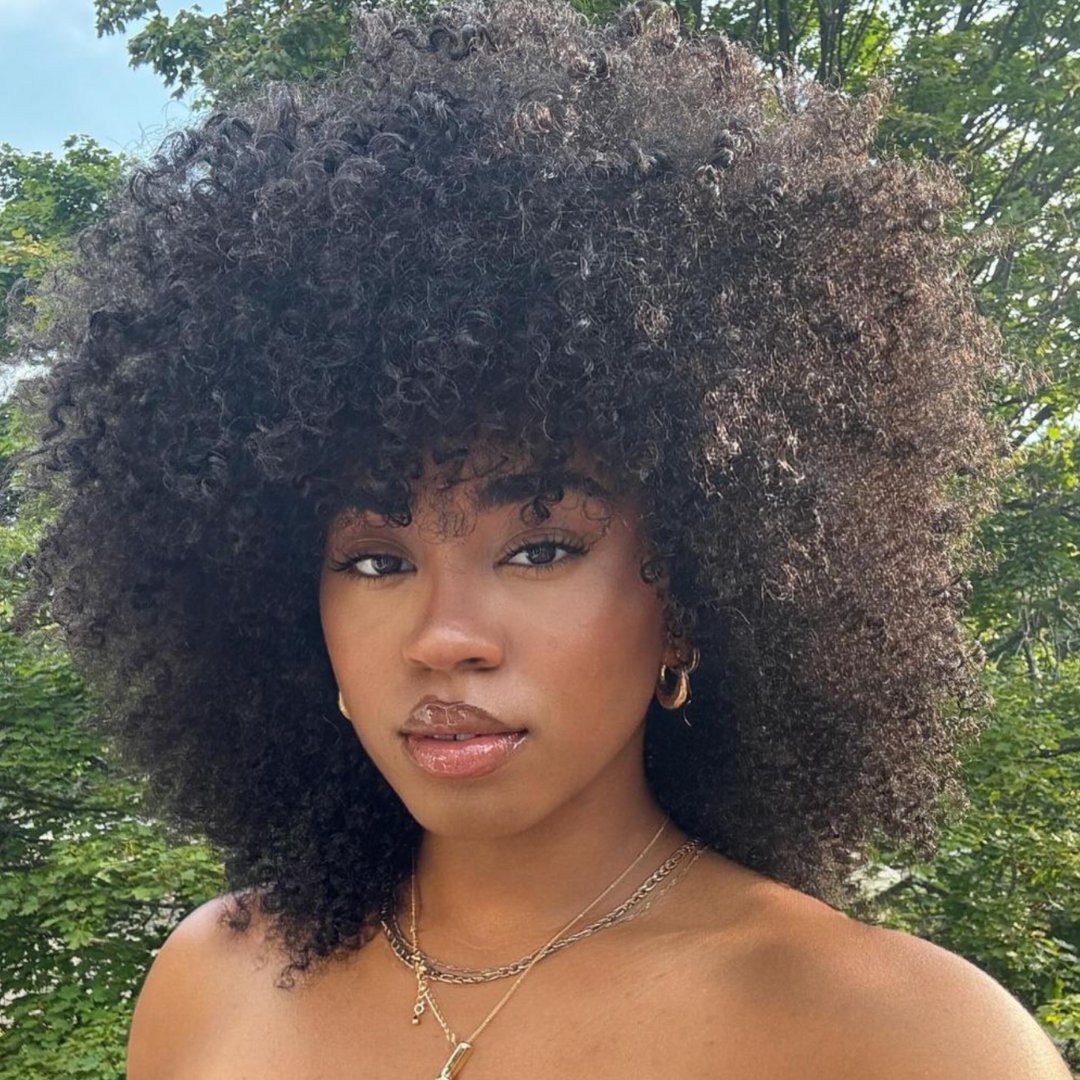 wondergrohair's tweet photo. Serving up major hair goals! 😍
This stunning crown is the definition of volume and texture perfection🌿
Who else is loving this #HairCrush moment? Let your curls shine and embrace your natural beauty!💚
🎥: @thelaurynicole
#WonderGro #CurlyHairGoals #HairInspo #AfroMagic https://t.co/oIyTIT6FYk