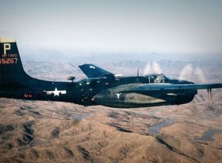 VetsWhoCode's tweet image. Happy 76th Birthday to the U.S. Air Force! 🇺🇸✈️
From pioneering jet aircraft to exploring space, the #USAF has a rich history of innovation+excellence. Proud to have our founder, @JeromeHardaway, an Air Force veteran, leading #VetsWhoCode.
Learn more: buff.ly/3y6Hfoy