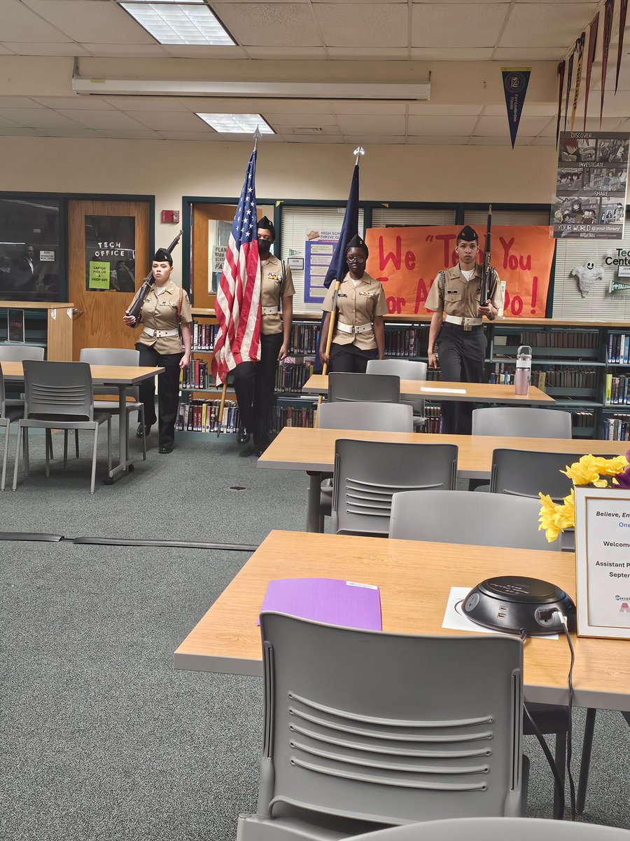 NadineMSmithh's tweet photo. First Assistant Principal meeting for the 2024-2025 School Year @Mr_P_WB @MrCainBroward #ForeverMustangs https://t.co/kRuo9eMlg0