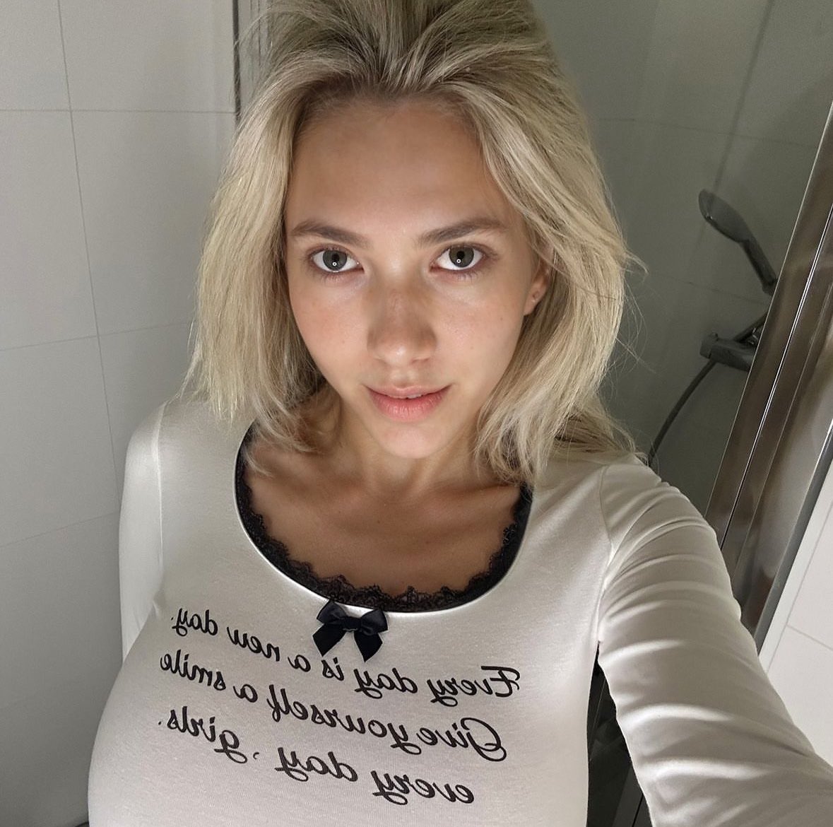 The perfect girl next door doesn’t exi- 😱
