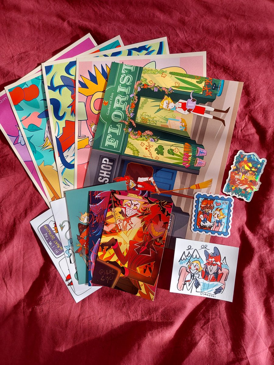 mortelsoda's tweet photo. @samzikei Don't worry ! My big order arrived safely in Switzerland. Everything is perfect. The standee is so tiny and cute. Love every item. Thank you ! I need to buy some frames now 😁 https://t.co/R3boOh9Pvq