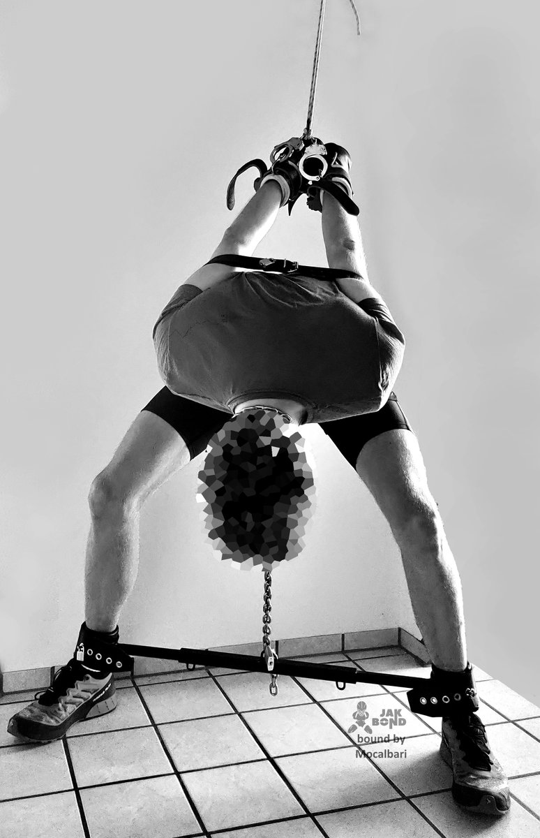 Stress position bondage.

Mocalbari (Romeo) was starting to enjoy being evil to me! 🤬

#bondage #stressposition