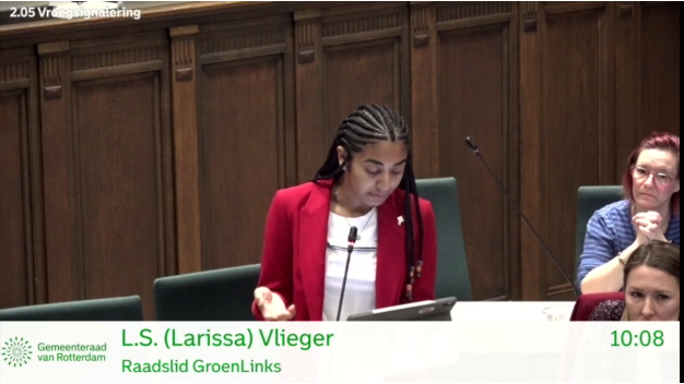 _prinsalexander's tweet photo. Mevrouw @lsvlieger vraagt breed aandacht voor 'vroegsignalering'..
.. en het (structureel) voorkomen van schulden.
In een stad als Rotterdam is dit altijd een sterk wapen geweest om grote problemen op termijn te voorkomen.
^PP #vangnet #vertrouwen #overheid #schulden
Commissie Werk & Inkomen, Onderwijs, Samenleven, Schuldhulpverlening & Armoedebestrijding, NPRZ VIDEO en stukken van 18 sept. :
https://t.co/DquGqaSiP3
