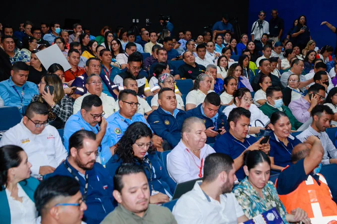 Image from Ministerio de Trabajo (@TrabajoSV)