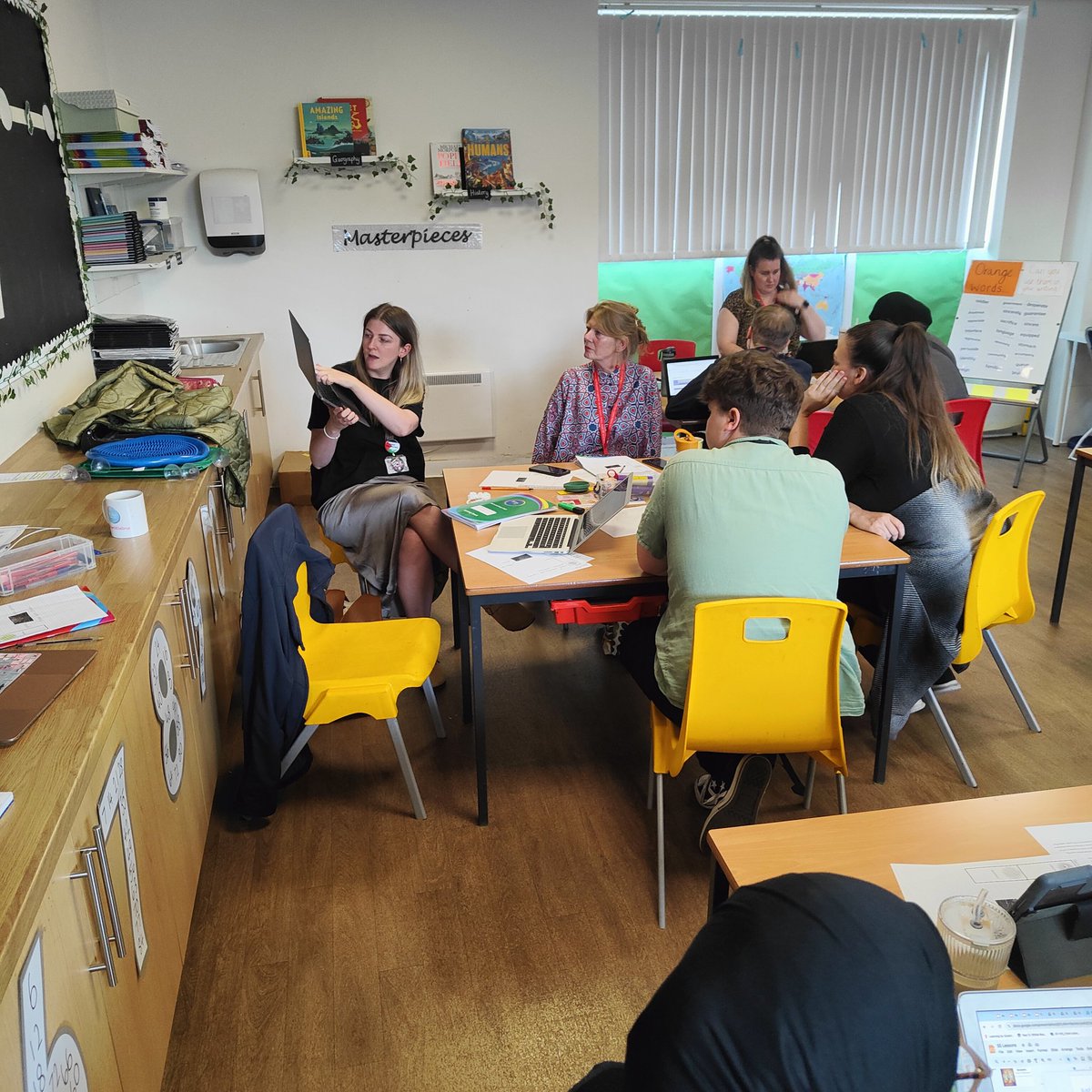 Excellent CPD led by <a href="/Dalsoraimi/">Doaa Al-Soraimi🧕🏽👩🏻‍🏫💃🏻🏃🏻‍♀️</a> following our new cycle; research and reflection, pedagogy and modelling and planning and rehearsal. We can't wait to try <a href="/janeconsidine/">Jane Considine</a> chotting strategies.