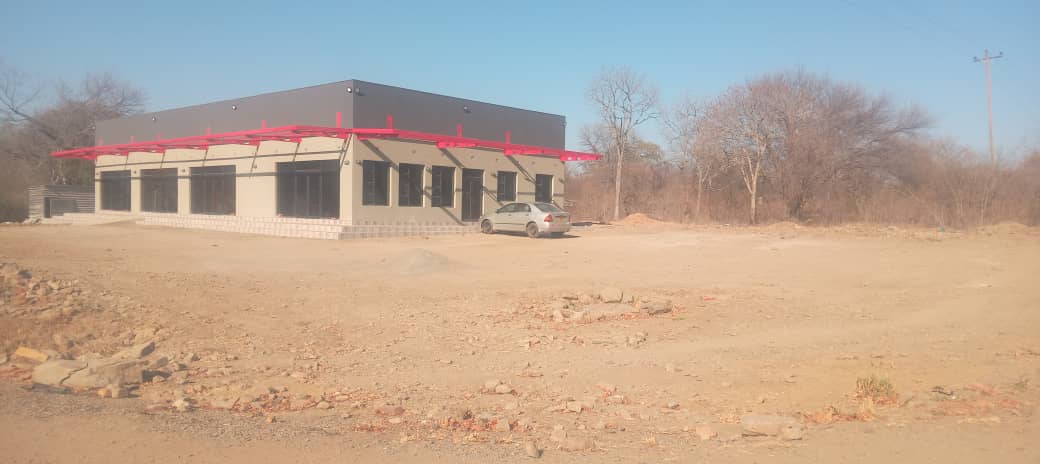 hwangetown's tweet photo. SEWER reticulation installation at the newly completed state-of-the-art Medical Centre and two other commercial stands at Chibondo suburb has been completed @HwangeResidents @molokele @MoHCCZim @real_Godfatha @Vostile1 @RutendoMapfumo @LyejaFM @communitypodium @ZimGvt_NDS1 https://t.co/jrquzFIewy