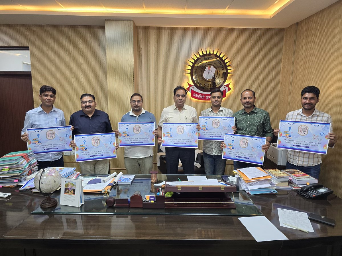 ChittorVSK's tweet photo. पांचवा शेखावाटी साहित्य संगम 28 से, पोस्टर विमोचन हुआ।

28 सितम्बर से 02 अक्टूबर 2024 तक आयोजित होने वाले इस 5 दिवसीय कार्यक्रम में शेखावाटी क्षेत्र की अद्वितीय झलक के साथ होंगे कई आयोजन  
@shekhawati01
 https://t.co/FpLg9mIBZq https://t.co/EEkzNNAnMJ