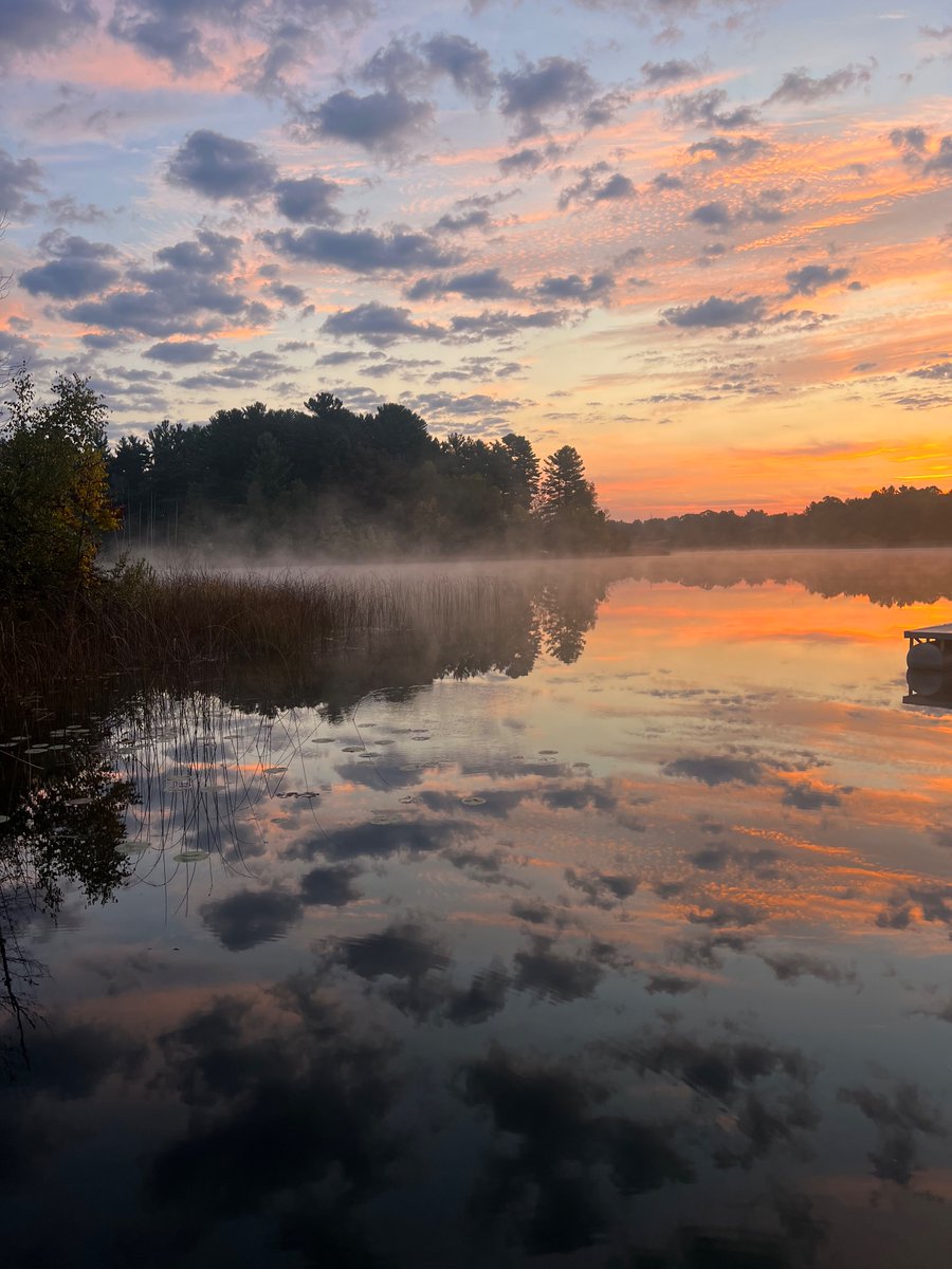 visceralscenery's tweet photo. witnessed kind of an all-timer sunrise yesterday https://t.co/bxYyQKQEyX