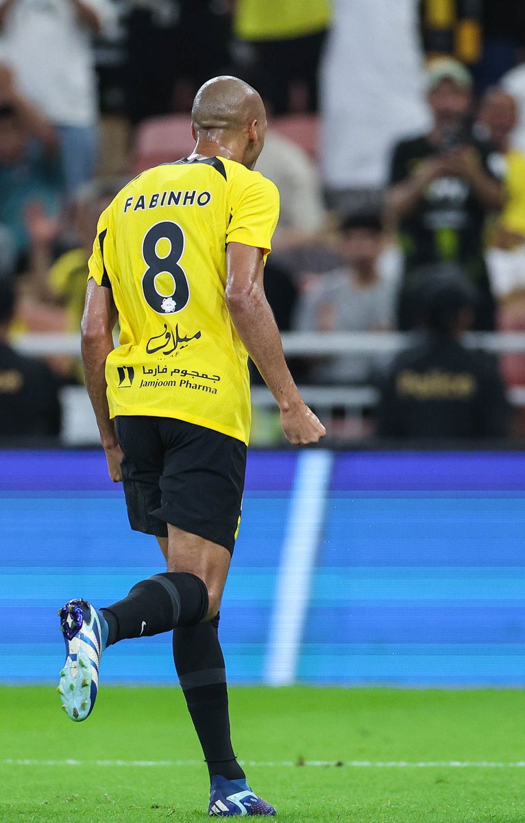 FH_MHY's tweet photo. Hi Fabi @_fabinhotavares ..
Since your first day at Al-Ittihad Club, we have been very happy to have you with us, and we know that you are a great and exceptional player, and you have a lot to do with us, and we also know that when Fabinho is at his true level, no other player can compete with him, because you are the best, and because you have proven that time and time again when we saw you with Monaco, then your amazing experience with Liverpool, those days cannot be forgotten. We were very happy when you scored a wonderful goal in the last match against Al-Wahda, but we are still waiting for much better from you than what we are currently seeing, and to be honest .. Al-Ittihad cannot become a strong competitor without the presence of an exceptional version of Fabinho whom we loved, so we want more work, fighting and sacrifice from you, and we are always with you until the end .. Let's go, fighter player! 🐅🟡⚫️