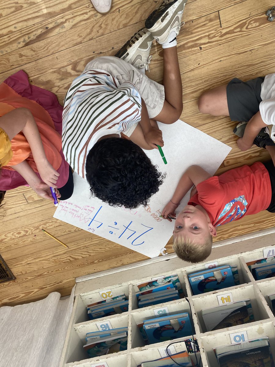 Heatherly_EES's tweet photo. Today we used our multiplication toolkit and made number stories with our problems ✖️ @mellieguh  @courtneyspecial https://t.co/f5iBlRsklM