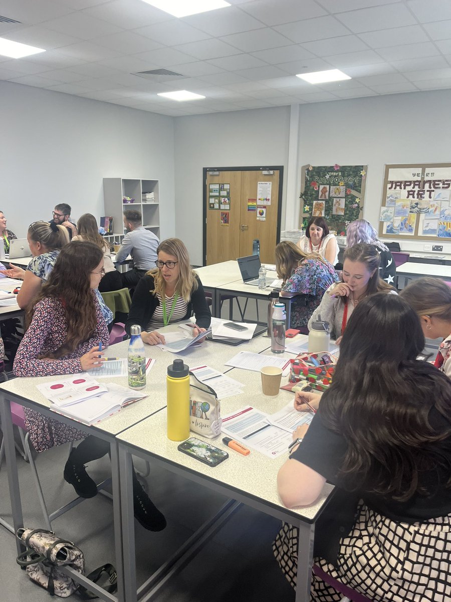 Engaging discussions today at the induction sessions for Year 2 ECTs and mentors <a href="/BEST_Edu_and_SI/">BEST Education & School Improvement</a> <a href="/ChilternTSH/">Chiltern Teaching School</a> <a href="/bestpracticenet/">BestPracticeNetwork</a> #ECT #mentor #CPD #inquiry