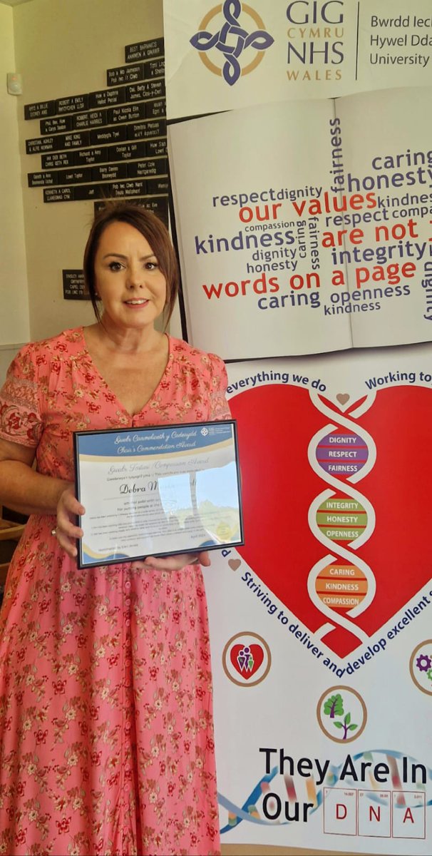 Eleri Jones tweet media