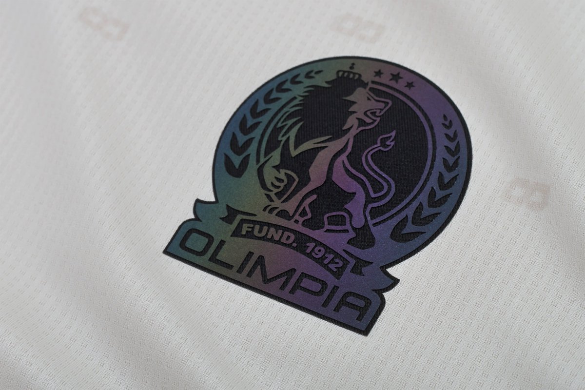 CDOlimpia's tweet photo. ¿Por la camiseta más linda? 
¡Votamos acá! 👇🏼 https://t.co/AXIUp7r162