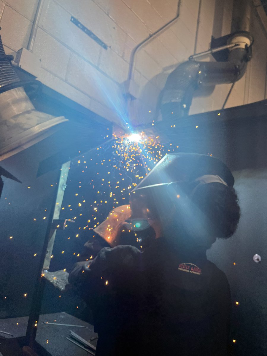 Conroe HS Welding tweet media