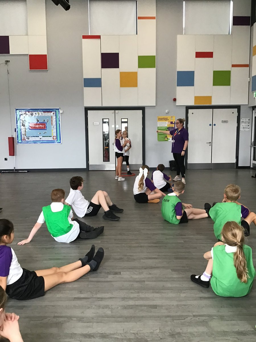 Miss Crossley tweet media