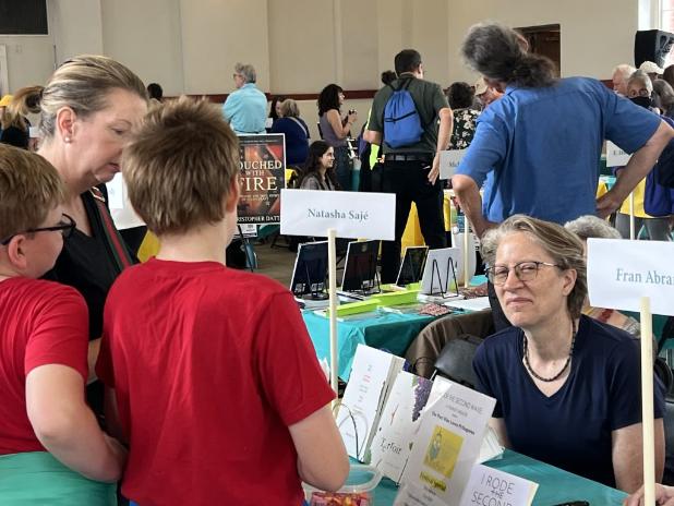 capitalcommnews's tweet photo. Michelle LaFrance interviews the Board President of @theliteraryhill bookfest about the free event Oct 6. It features Hill authors and books, with a kids corner, panel discussion, readings and more --- Interview: The 2024 Literary Hill BookFest https://t.co/FpEglmGiBV https://t.co/nsba8S765X