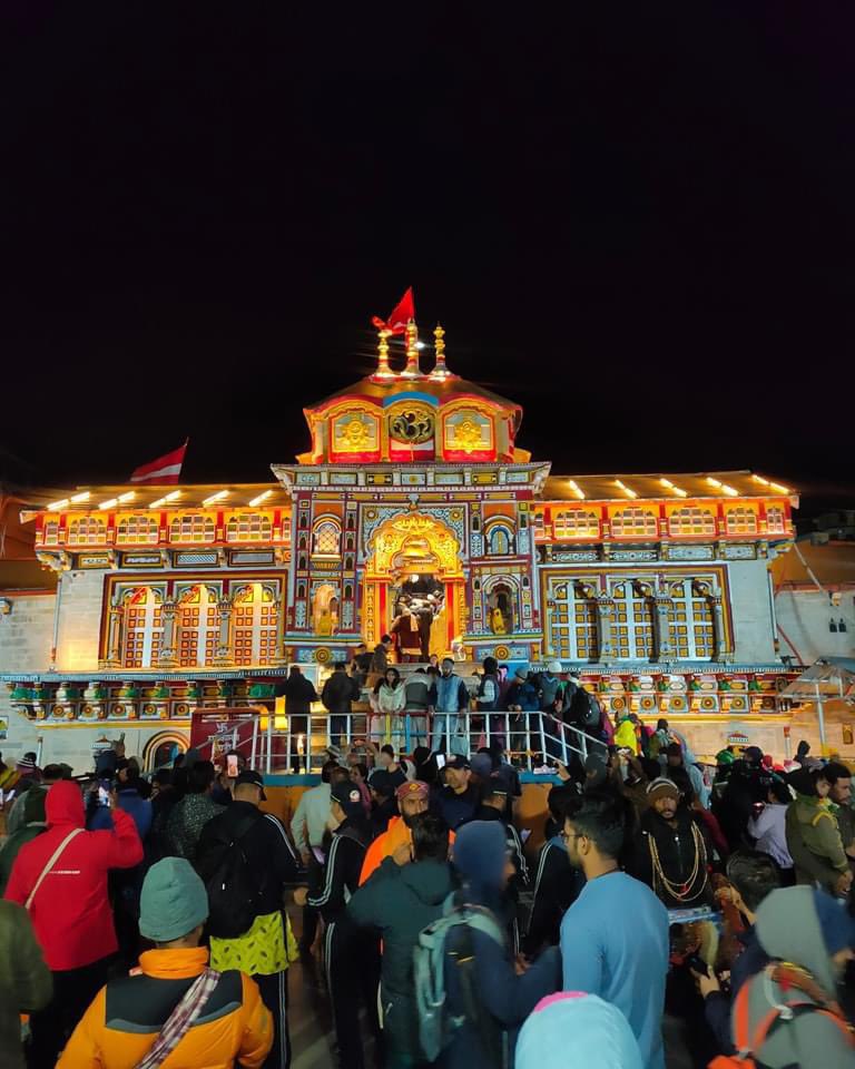 DeveshBjpUk's tweet photo. जय जय बदरीविशाल
आज श्री बदरीनाथ धाम।।🚩
#badrinath
#uttarakhanddevdarshan #Badarinath #photography #rishikesh #harharmahadev https://t.co/uPejV6Z1TE