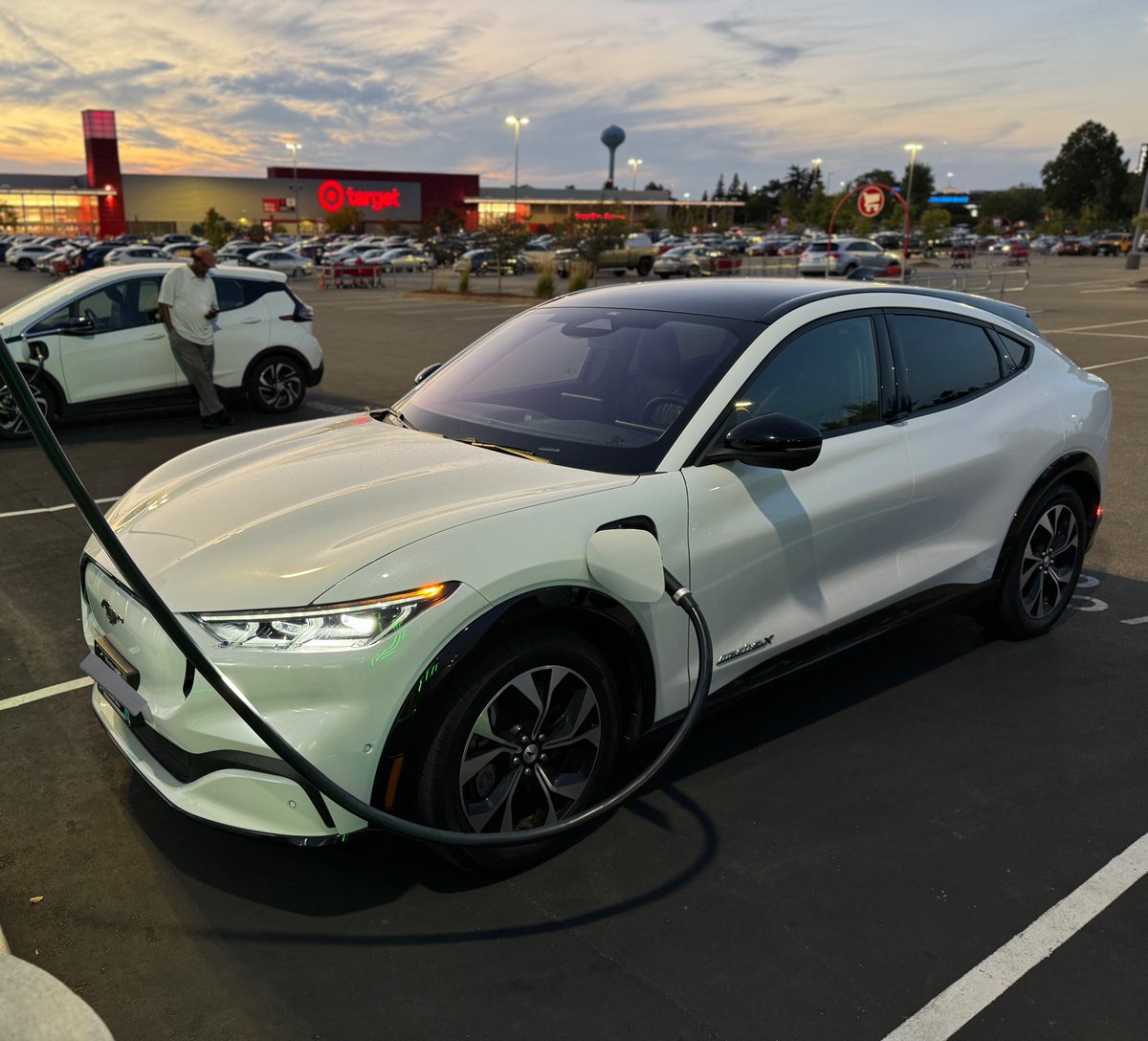 Mike Norton tweet media