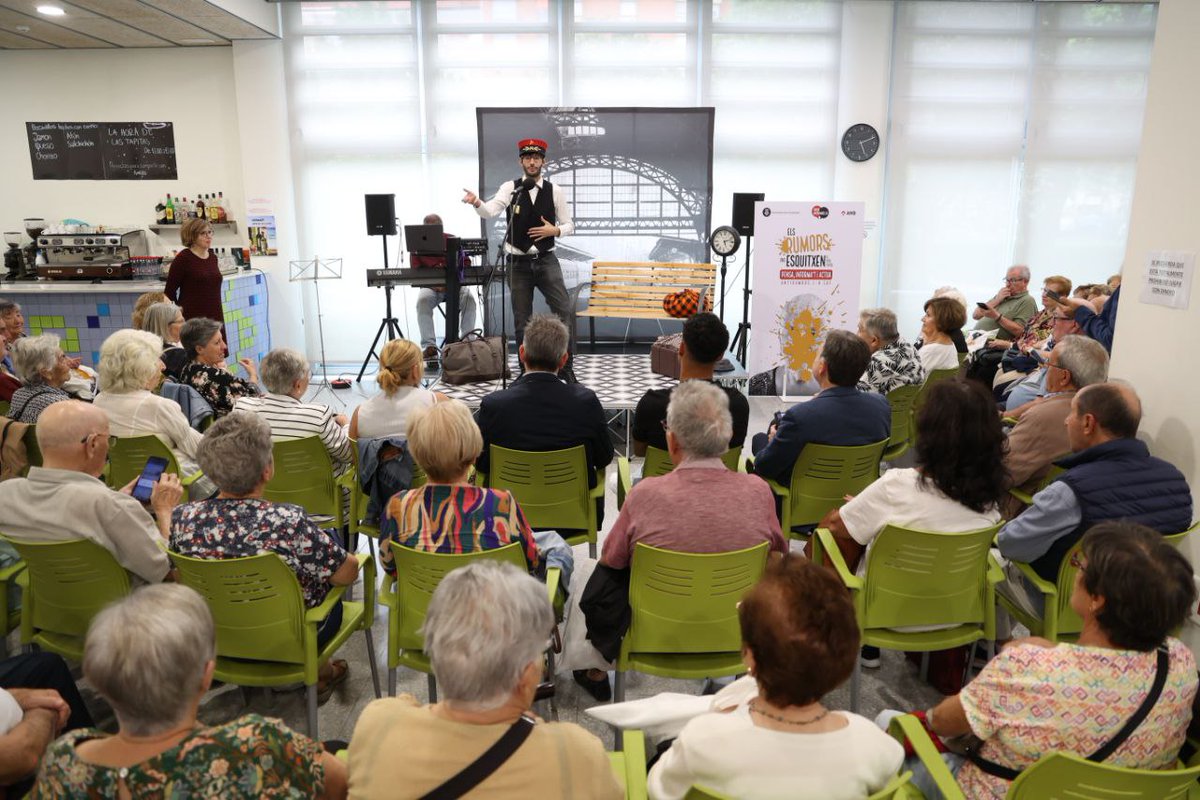 🆕S'ha presentat la Xarxa Antirumors per combatre els prejudicis que dificulten la convivència i la cohesió social.  

Amb l’alcalde David Quirós i el jugador del <a href="/RCDEspanyol/">RCD Espanyol de Barcelona</a> Omar El Hilali, que apadrina la campanya.  

Web: antirumors.l-h.cat 

ℹ️ tuit.cat/rc3TC